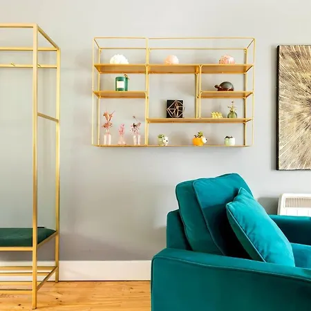 Lovely Harbourside With Free Parking Apartament *